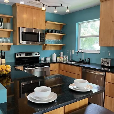 Magnolia Bungalow